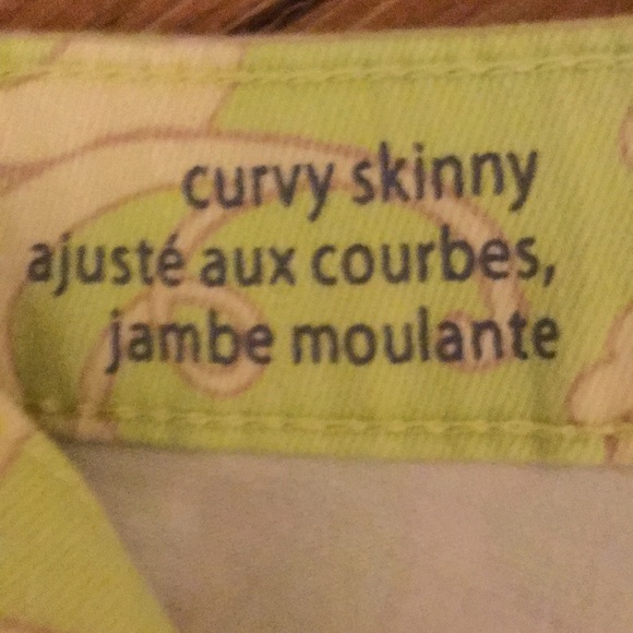 Mossimo Curvy Skinny Jeans - Picture 3 of 7